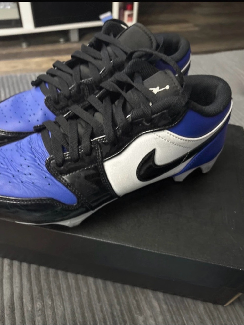 Mens football cleats Jordan 1 low TD size 9